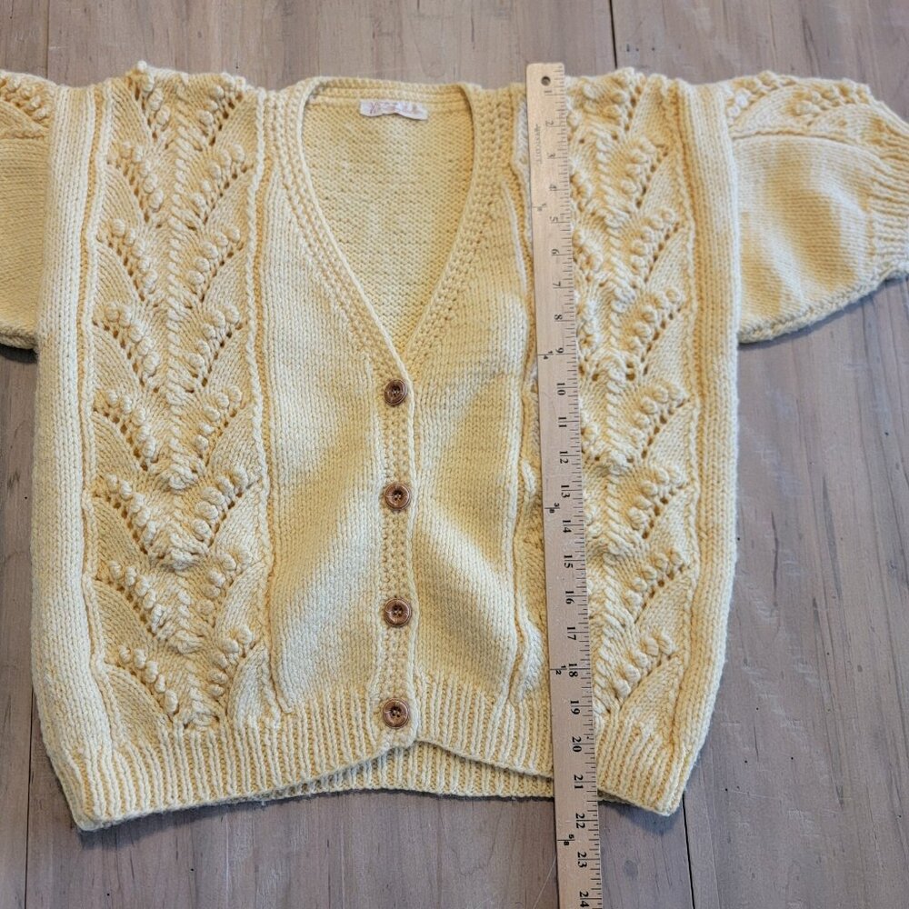Vintage Hand Knit Wool Cardigan Sweater Cable Knit Beautiful Buttons Sz‎ M / L - Picture 5 of 9
